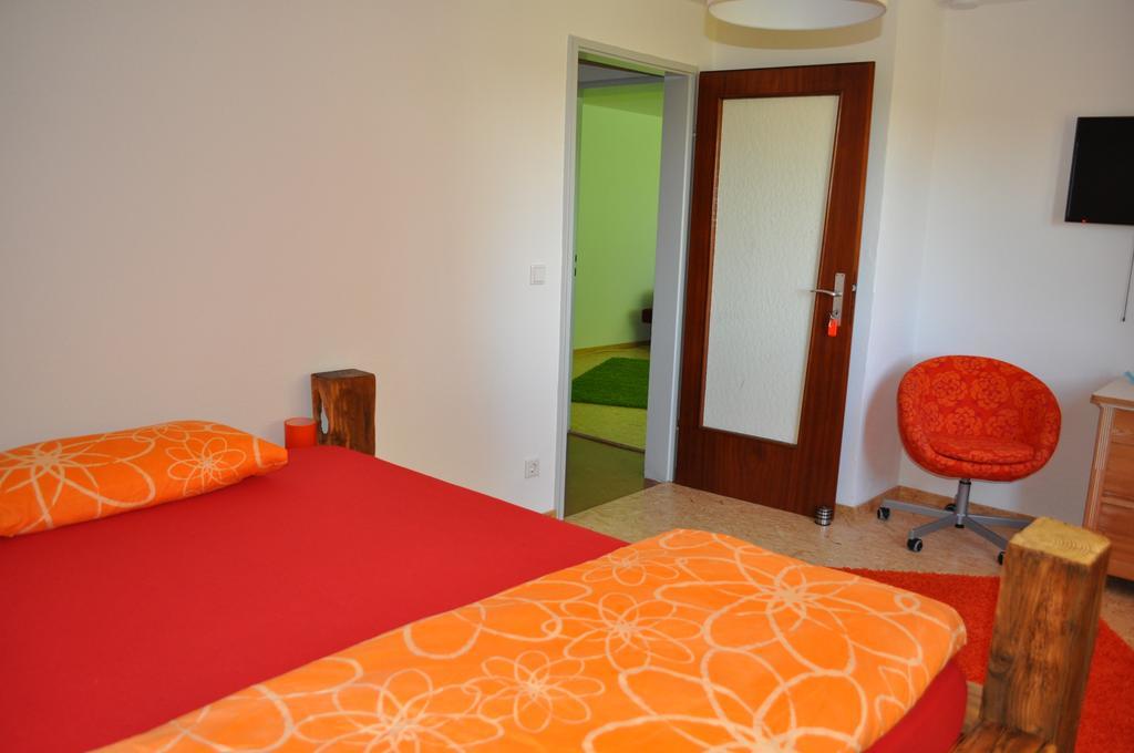 Punkrock Harbour Pension Baehr Карлсруе Екстер'єр фото