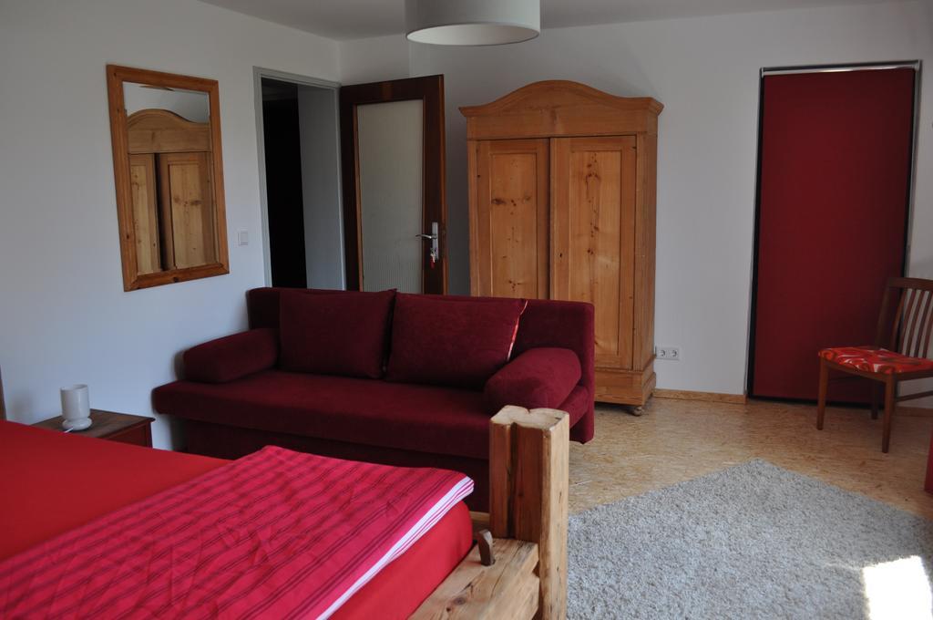 Punkrock Harbour Pension Baehr Карлсруе Екстер'єр фото